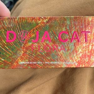 NEW BH COSMETICS         CATFLORA-Powder-Blush-Trio-POPPY